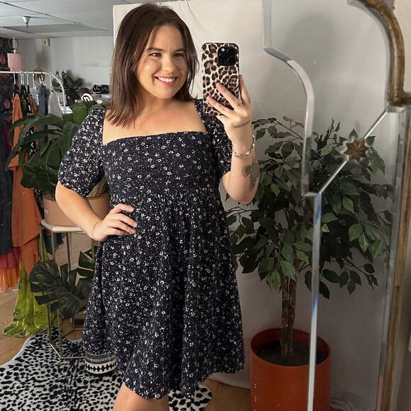 Maeve Anthropologie Lillianne Floral Eyelet Square Neck Mini Dress Black Size 8 - Picture 1 of 7